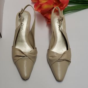 Womens Slingback Dress Pump